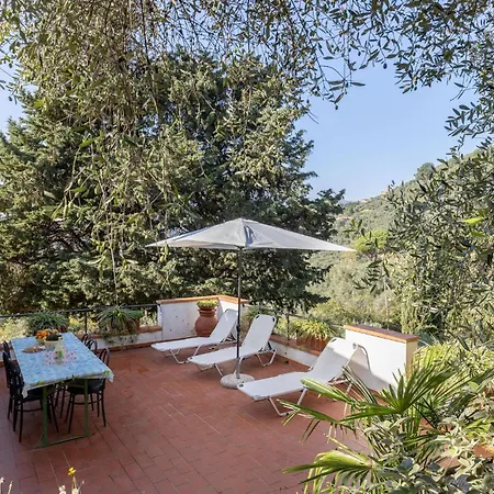 Beautiful In Pt With Kitchen Nyaraló Uzzano
