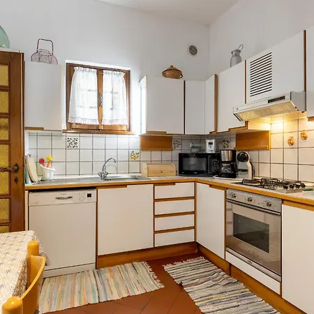 3 Bedroom Stunning In Pt 펜션 *