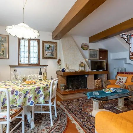 Hébergement de vacances Beautiful In Pt With Kitchen Uzzano
